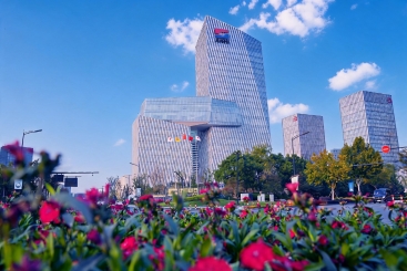 突破！中国尊龙集团官网荣登2026年《财富》中国ESG影响力榜